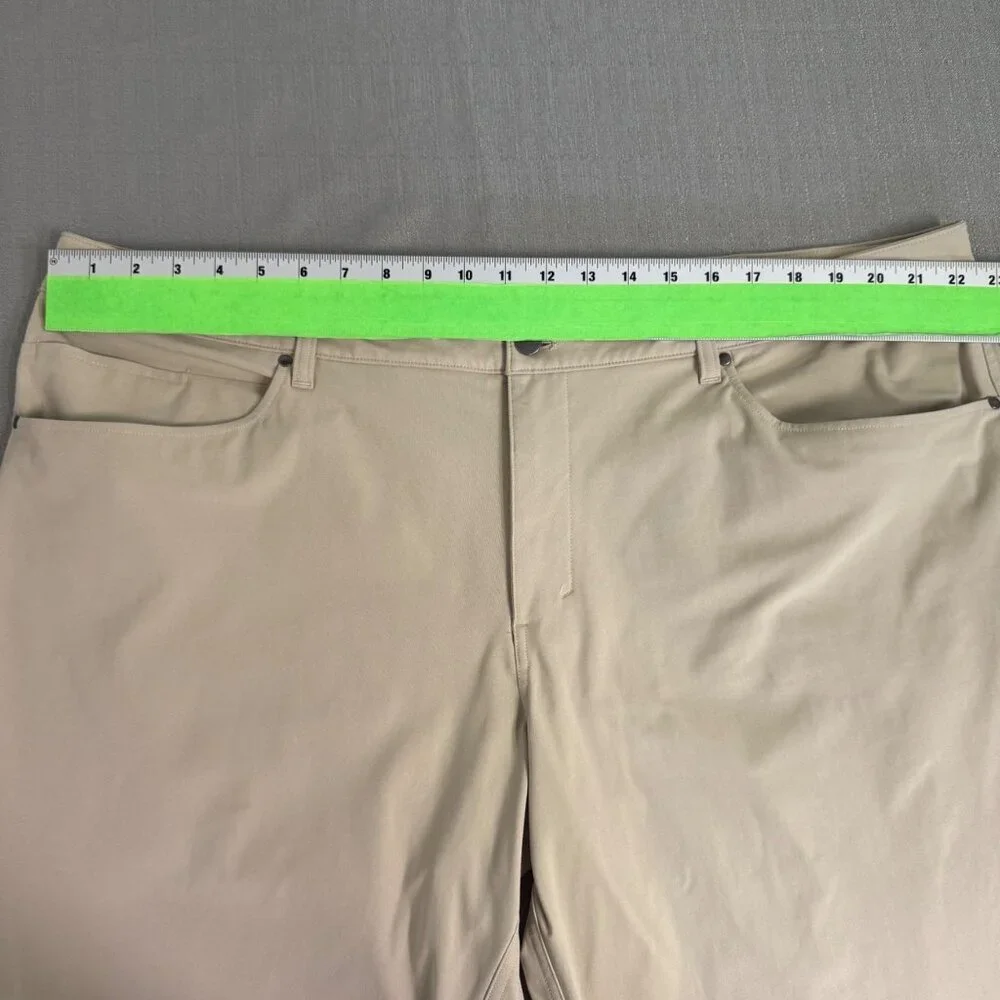 Lululemon Pants Men 44x31 Brown ABC Classic Fit Warpstreme 5 Pocket Performance